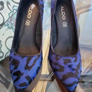 Almost new, elegant horse hair leather high heels Royal blue and black.